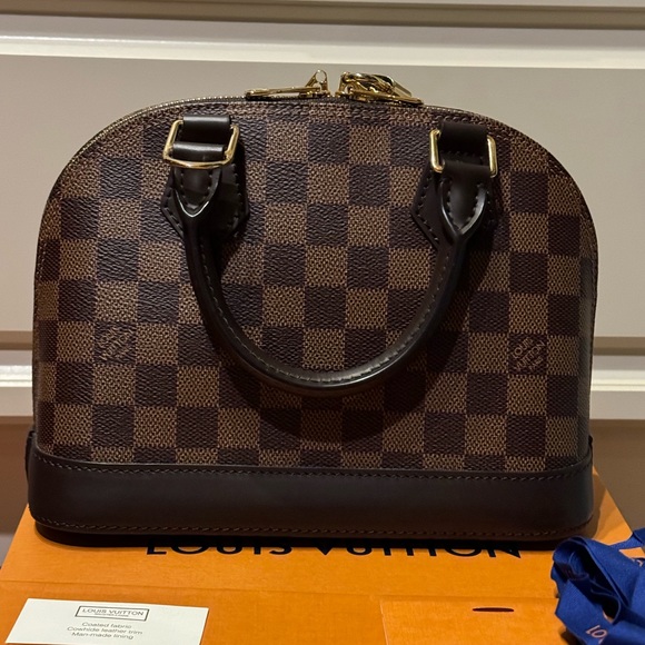***SOLD*** Louis Vuitton Alma BB - Picture 6 of 10